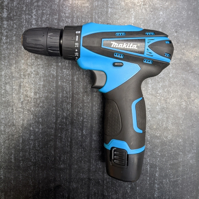 Picture of Makita 12 volt 25 Pieces cardless Drillset With 2X battery