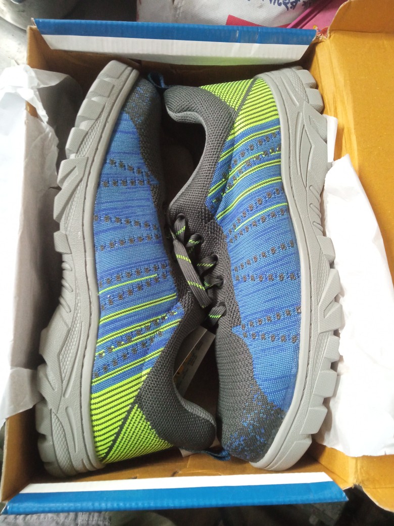 Picture of RUNNER Safety Shoe for Bikers Construction & Industrial Work Steel Toe - Blue