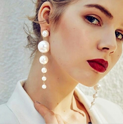 Picture of Simple Artificial Pearl Long Earrings for Women Fashion Jewelry