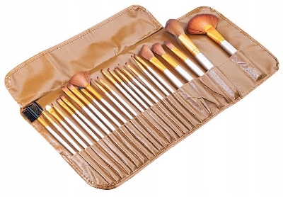 Picture of Naked3 Professional 32 Pcs Golden Colour makeup Brush Set