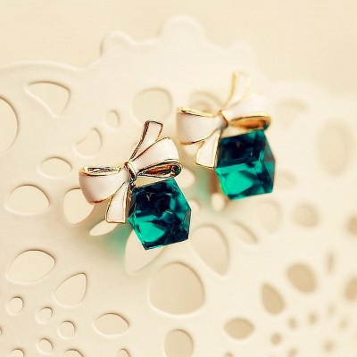 Picture of Korea cute bow crystal square earrings zircon alloy earrings earrings fashion temperament wild earrings women's fashion(Green Crystal)