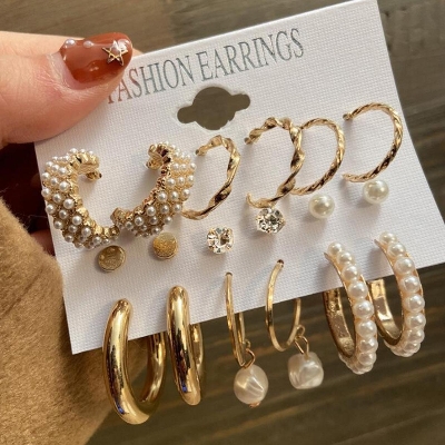 Picture of European and American 9 Pairs/set inlaid women's pearl earrings creative french retro ear rod 9 set(Gold)
