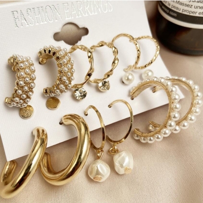 Picture of European and American 9 Pairs/set inlaid women's pearl earrings creative french retro ear rod 9 set(Gold)