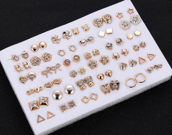 Picture of 36 Pairs Earrings Mixed Styles Rhinestone Sun Flower Geometric Animal Plastic Stud Earrings Set For Women(Gold)