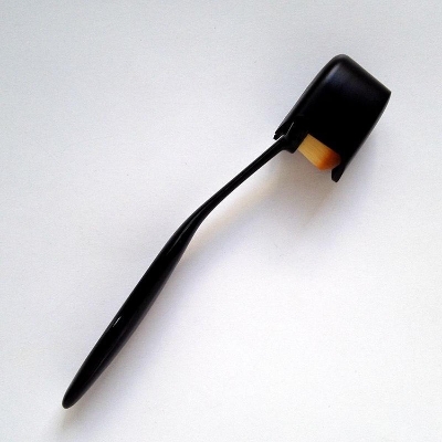 Picture of Foundation Brush Toothbrush Shape Makeup Brush Liquid Foundation BB Cream Brush(Black)