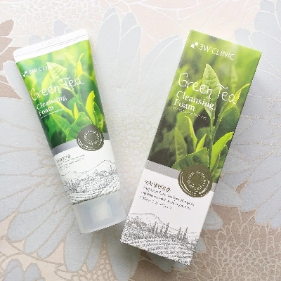 Picture of 3W Clinic Green Tea Moisturizing & Smooth Skin Cleansing Foam- Face Wash (100ml)(Green Tea)