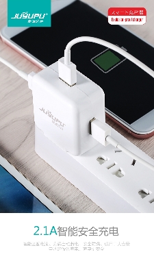 Picture of JUYUPU Q31 3.4A 1in 3 usb port 18watt Fast Charger Adapter For  SAMSUNG iphone OPPO Vivo Xiaomi Realme Oneplus Motorola Honor  Quick Charge adaptor 3.4A Q31 For iPhone Android(White)