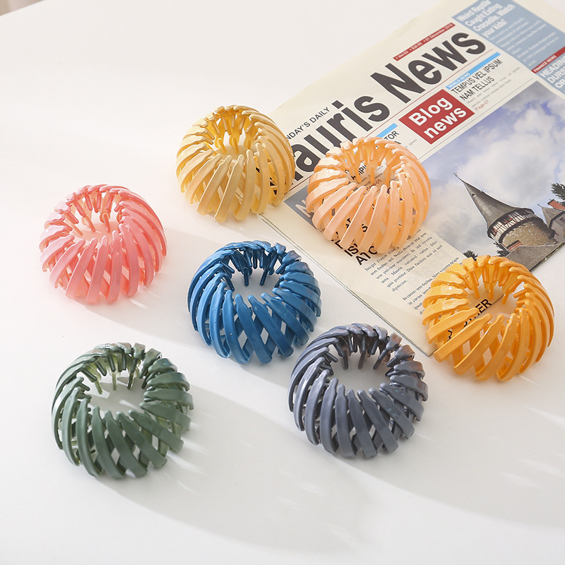 Picture of Bird's nest hair ring hair clip female disk hair artifact back hair card simple mea head catch pin handle headband
