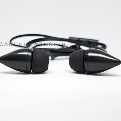 Picture of UIISII C100 In-ear Wired Heavy Bass Earphones with MIC - Ear Phone - Headphone - Ear Phone - Budget Earphone - Best Earphone (Black)