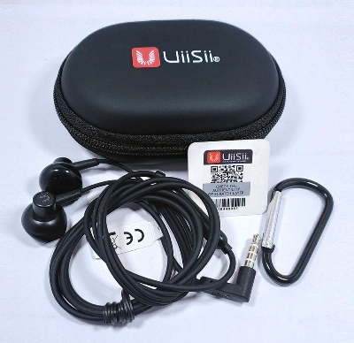 Picture of Uiisii Hm 12 Super Bass Stereo In Ear-Phone With Pouch - High-Quality Audio Immersion With Uiisii Hm 12 In Ear-Phone - Including A Protective Pouch (Black)