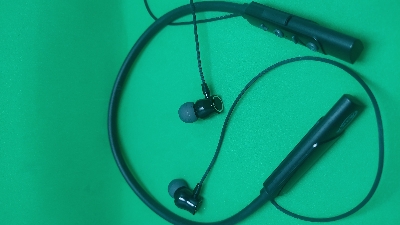 Picture of MOXX MN200 Super Base Neckband Bluetooth Headsets BT5.3 Sports IPX5 with Mic- best neckband (Black)