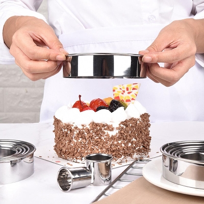 Picture of 4Pcs Stainless Steel Round Mousse Fondant Cake Mold Cookie Cutter Baking Tool -Silver