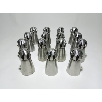 Picture of Stainless Steel Cake Decorating universal baking nozzle 1Pices -Silver