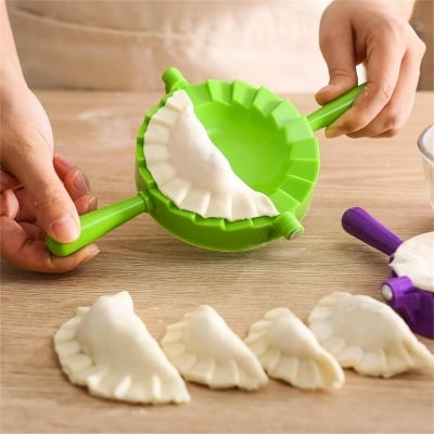 Picture of Kitchen tools 4 pcs plastic dough press dumpling pie maker -Multicolor