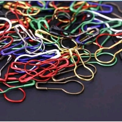 Picture of Coil Hijab Safety Pin 100 Pieces