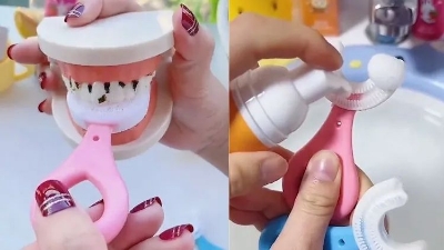 Picture of Silicone Baby Tooth Cleaner Brush Teether Brushes