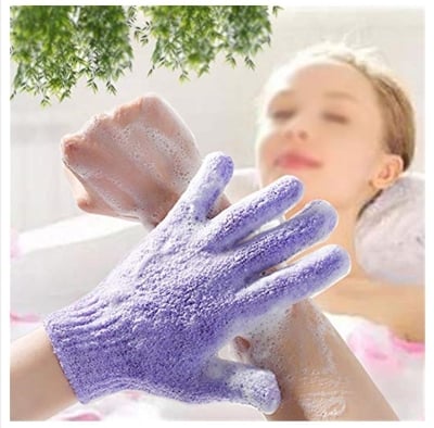 Picture of 1 Pair Rubbing a bath towel to remove the body barges