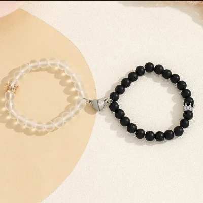 Picture of 2 Pcs Magnetic Crown Beaded Charms Luminous Couple Bracelet