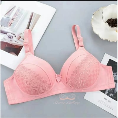 Picture of Floral padded spacer push-up bra for women га