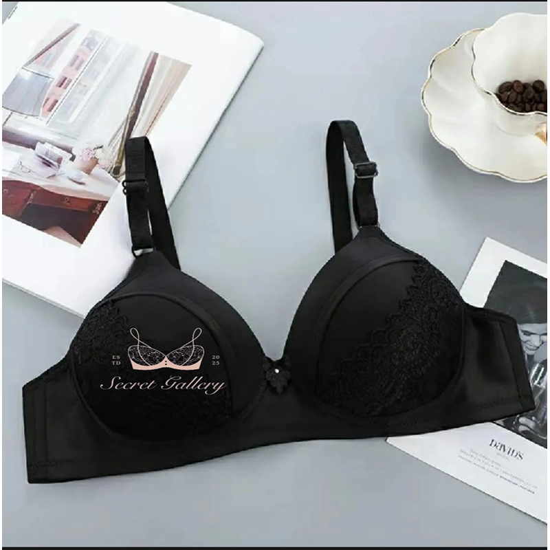 Picture of Floral padded spacer push-up bra for women га