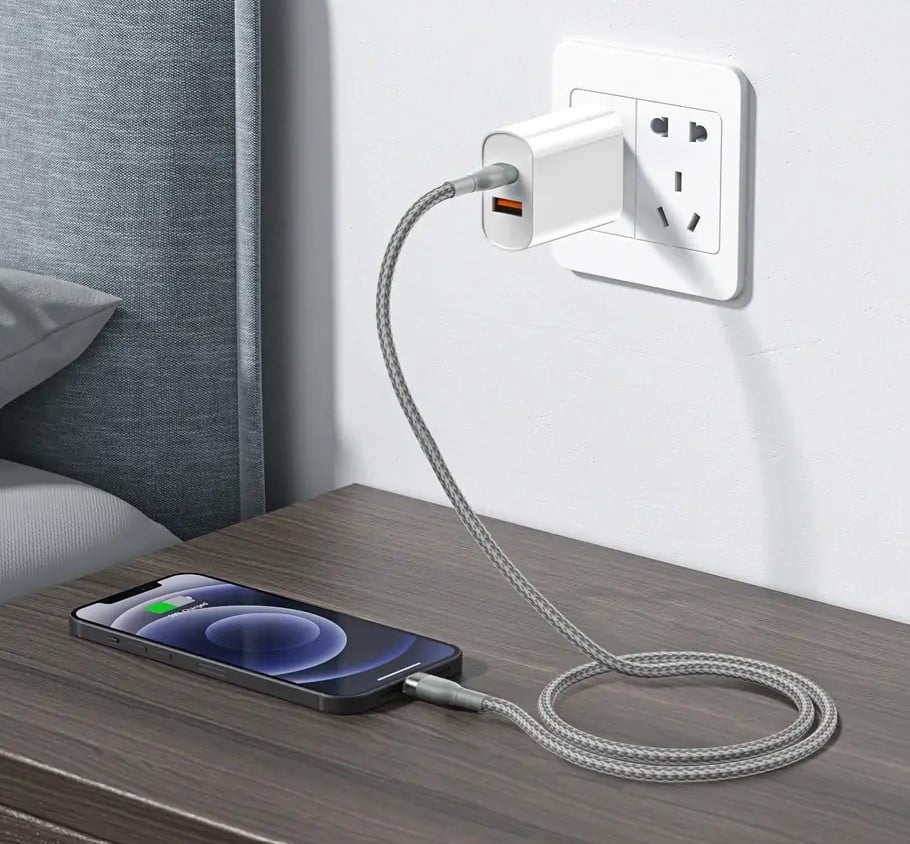 Picture of WIWU WI-C017 30W USB C to Lightning Fast Charging Cable-Usb Data Cable 30W USB C to Lightning Fast Charging Cable 120cm (WI-C017 30W)