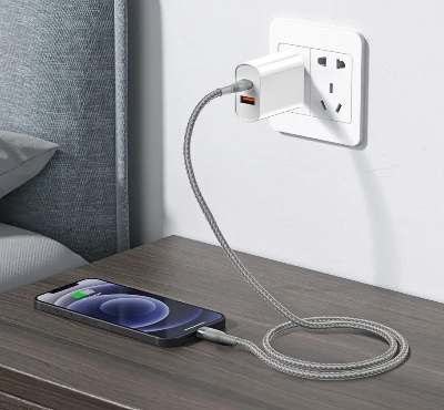 Picture of WIWU WI-C017 30W USB C to Lightning Fast Charging Cable-Usb Data Cable 30W USB C to Lightning Fast Charging Cable 120cm (WI-C017 30W)