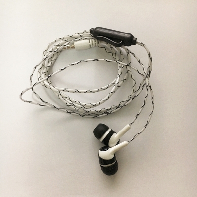 Picture of New Earphone Set- 3.5mm Super Bass In-Ear Earphone Fluorescent Sports Headset-New Headset Wire-Controlled With Mic-Fashionable In-Ear Braided Cord Wired Earplugs (White Black)
