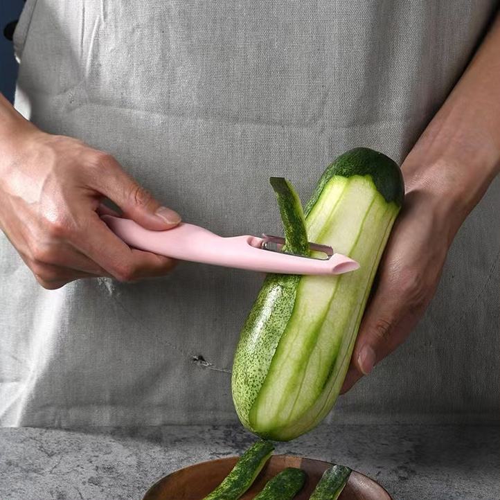 Picture of Serrated Swivel Potato Carrot Peeler Vegetables Peeler cucumber Apples Ultra Sharp PREMIUM Twin Blade Multicolor