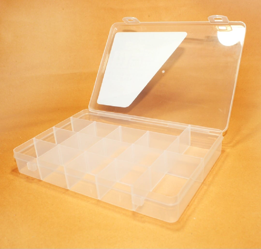 Picture of Jewelry Storage Box 15 Compartment Ornaments Plastic Storage Box Case for Bead Rings Jewelry Display Organizer Transparent