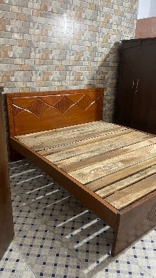 Picture of Bed khat solid wood king size 72 inc by 81 inc - Brown - King