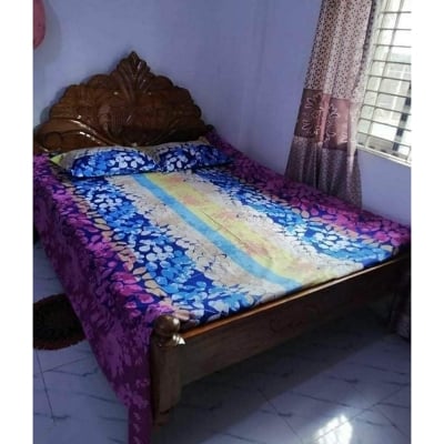 Picture of Bed solid wood double bed 60by 80 inc - Gold - Double