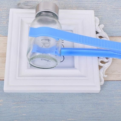 Picture of Baby anti-slip & anti-scalding bottle clamp safe sterilized bottle clamp pp bottle clamp Multifunction Bottle Clips Anti-slip Baby Bottle Tongs Baby Bottle Tongs Baby Bottle Clip Baby Bottle Clip Feeding Milk Bottle Clamp