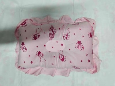 Picture of Single Piece Newborn Comfortable Head Pillow for Baby