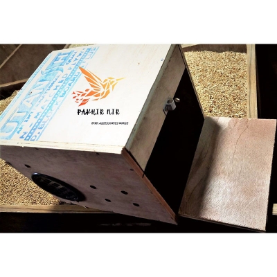 Picture of Breeding Box for cockatiel bird with tray