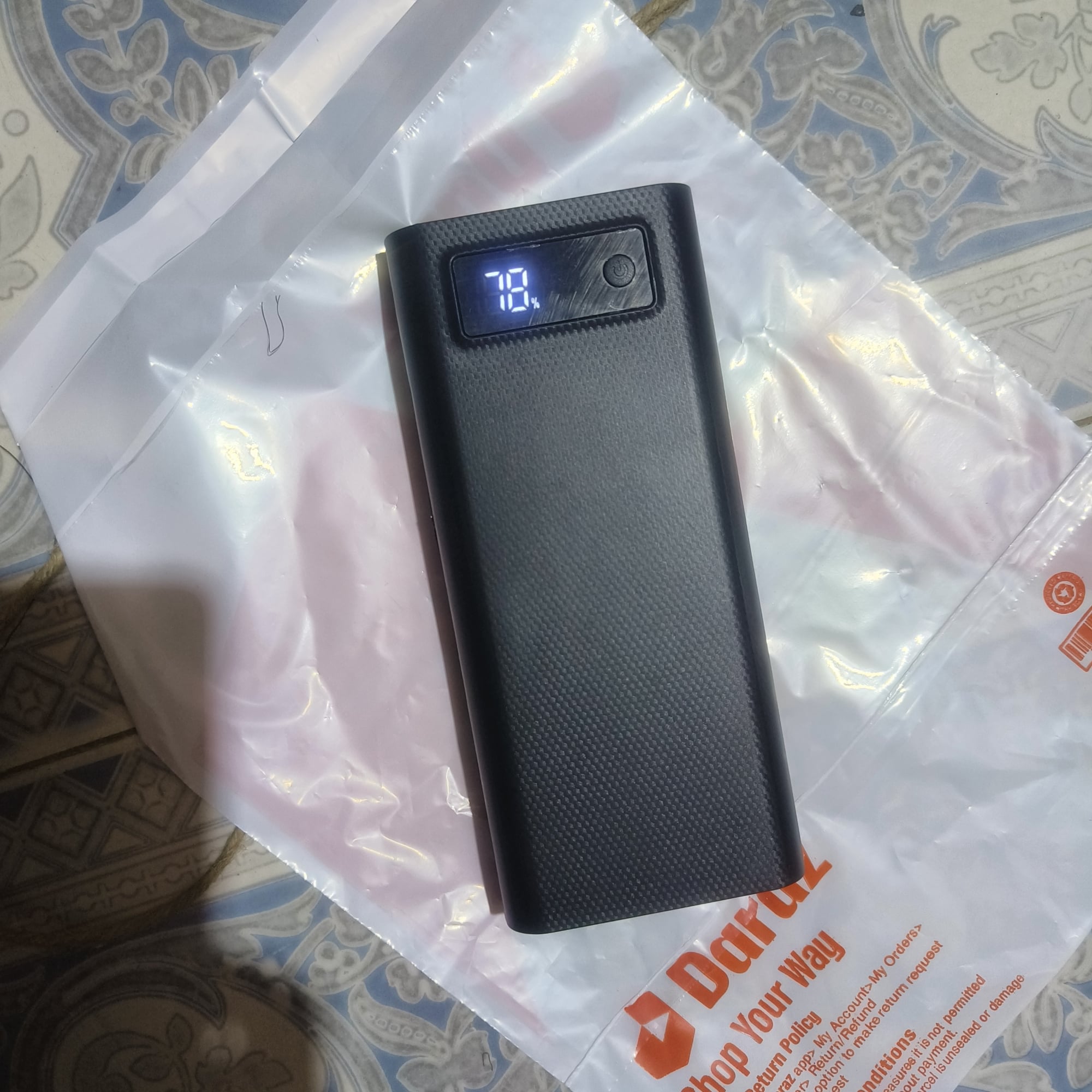 Picture of Iconic Luxe - Digital Display Power Bank Case Support 1 to 8 18650 Li-ion Battery Type C Micro USB Charging Port LED Torch Function White