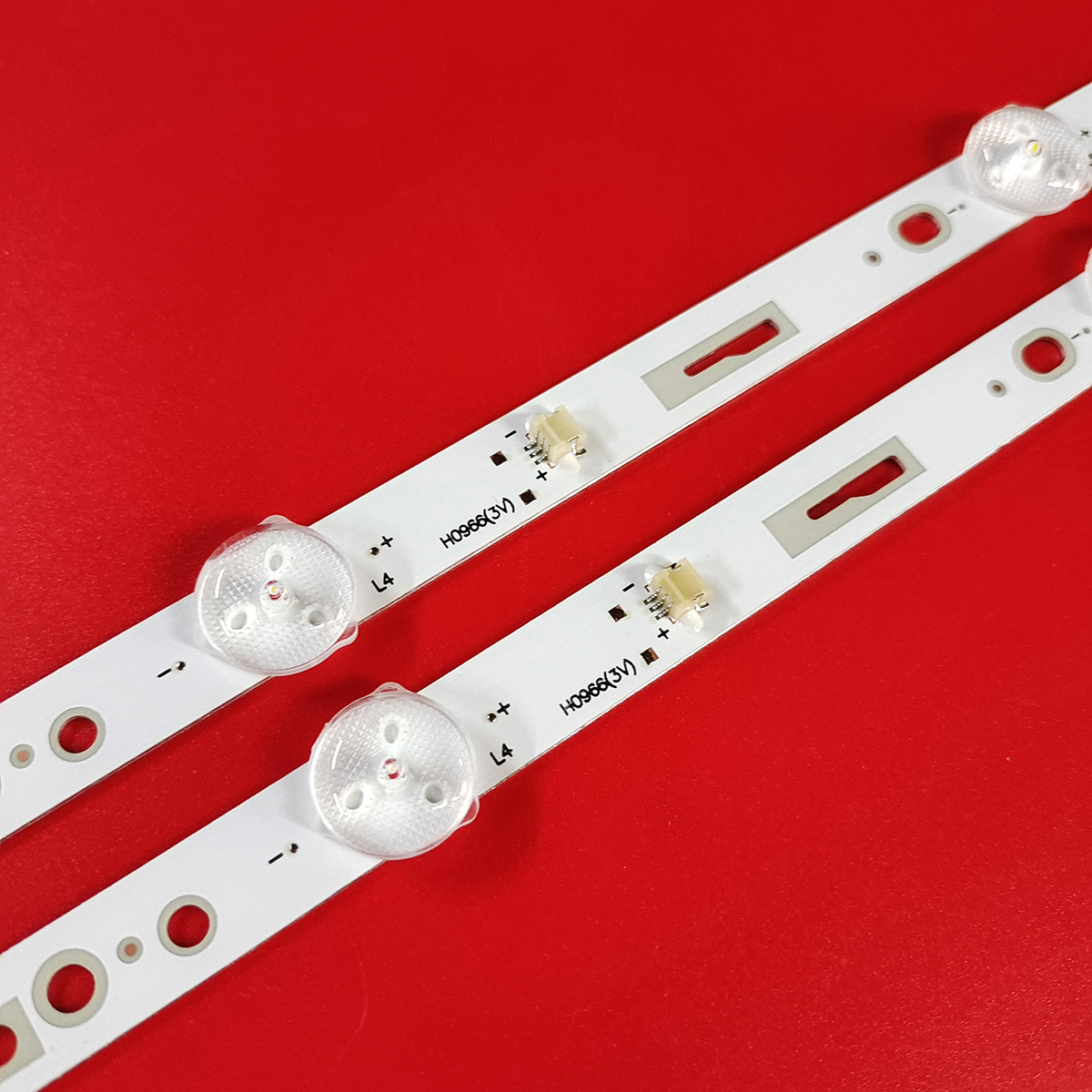 Picture of 2pcs 3V 6 LED Led Backlight strips for NEO 32INCH LED TV 32A/3210 JS-ME32M106ED.908L 6LED 3V MS-T320-3030-08A MC-32A06X 