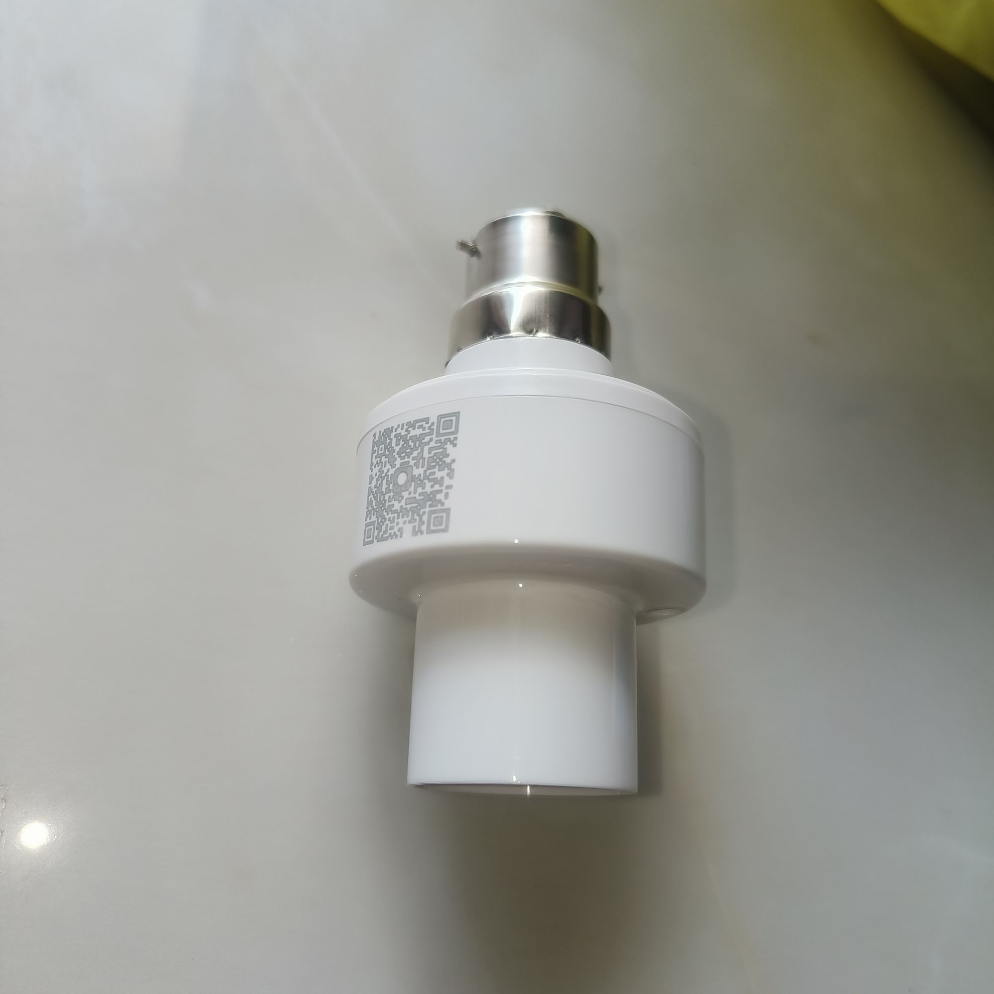 Picture of Smart Wireless Bluetooth App Control Lamp Holder B22/E27 Pin Type to E27 Thread Type LED Lamp Holder AC 85–265V Timer Control Adjustable Light Socket Converter E27 Pin to Thread