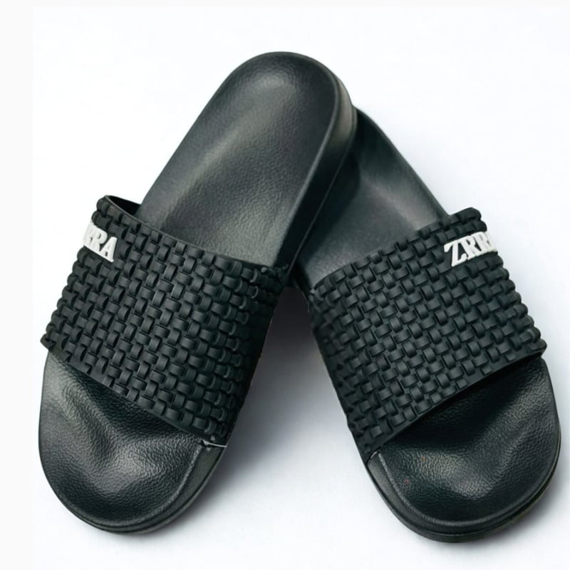 Picture of Woven-Texture Slides – Stealth Black Edition