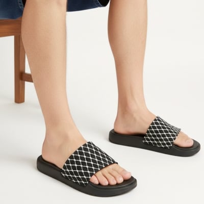 Picture of Men’s Soft Stride Daily Slipper – Lattice Onyx