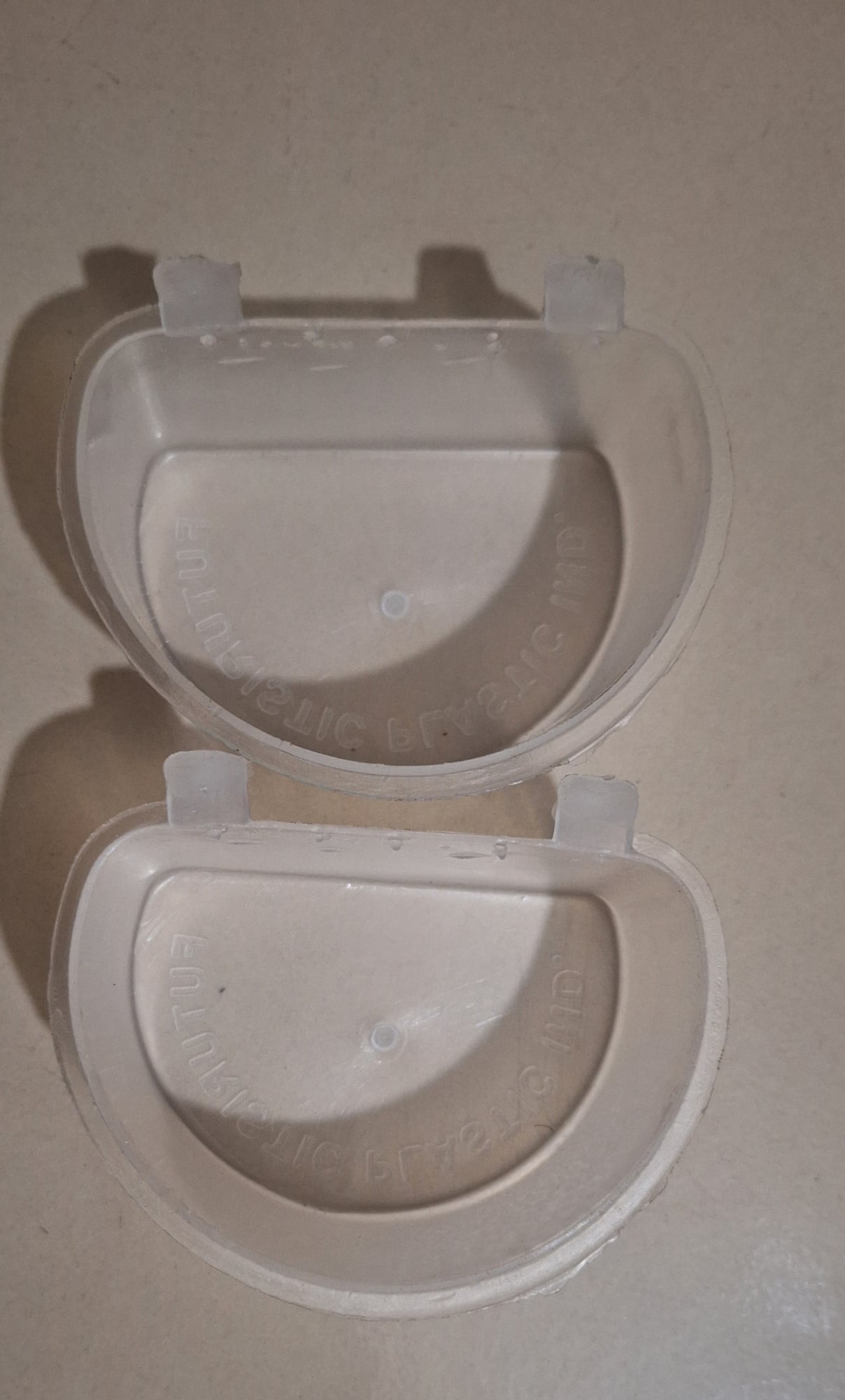 Picture of 2 pcs Bird Feeder Flat Bottom Feeding Cup Hanging Drink Food Bowl Birds Supplies