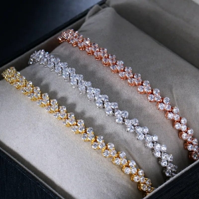 Picture of Women Fashion Roman Style Zircon Crystal Bracelet Bangles  for Gifts