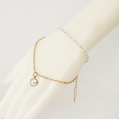 Picture of New Design Sweet Vintage  Bracelet for Women Korean Cute Tassel  Bracelet Aesthetic Jewelry