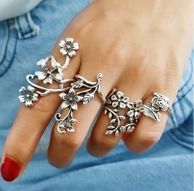 Picture of 4 set natural shape leaf finger ring set for women