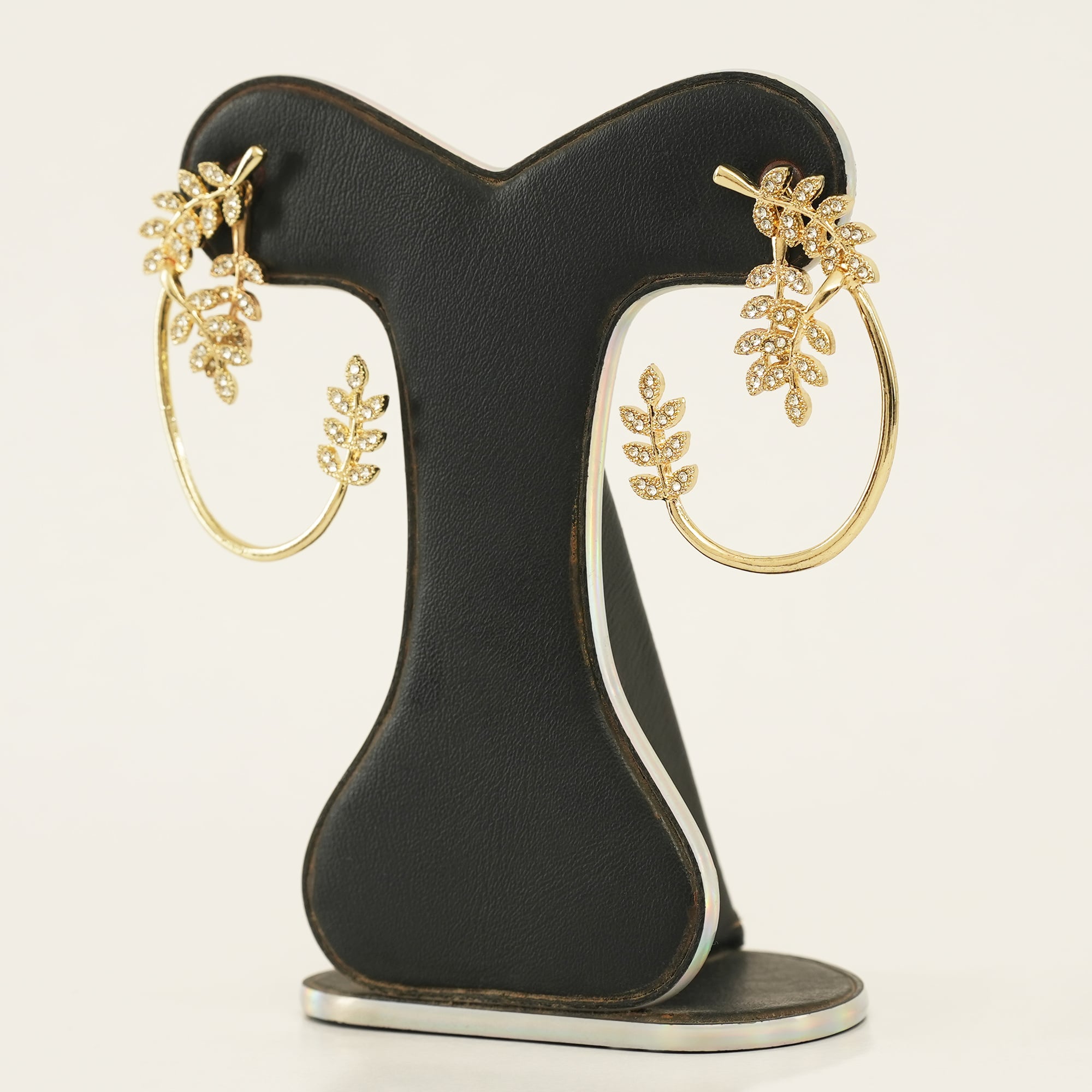 Picture of 1 pair color lasting Luxury Temperament Earrings for Women Needle Olive Branch Leaf Two Ways To Wear Ear Cuffs Stud Earrings Bridal Wedding Jewelry