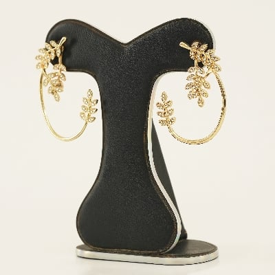 Picture of 1 pair color lasting Luxury Temperament Earrings for Women Needle Olive Branch Leaf Two Ways To Wear Ear Cuffs Stud Earrings Bridal Wedding Jewelry