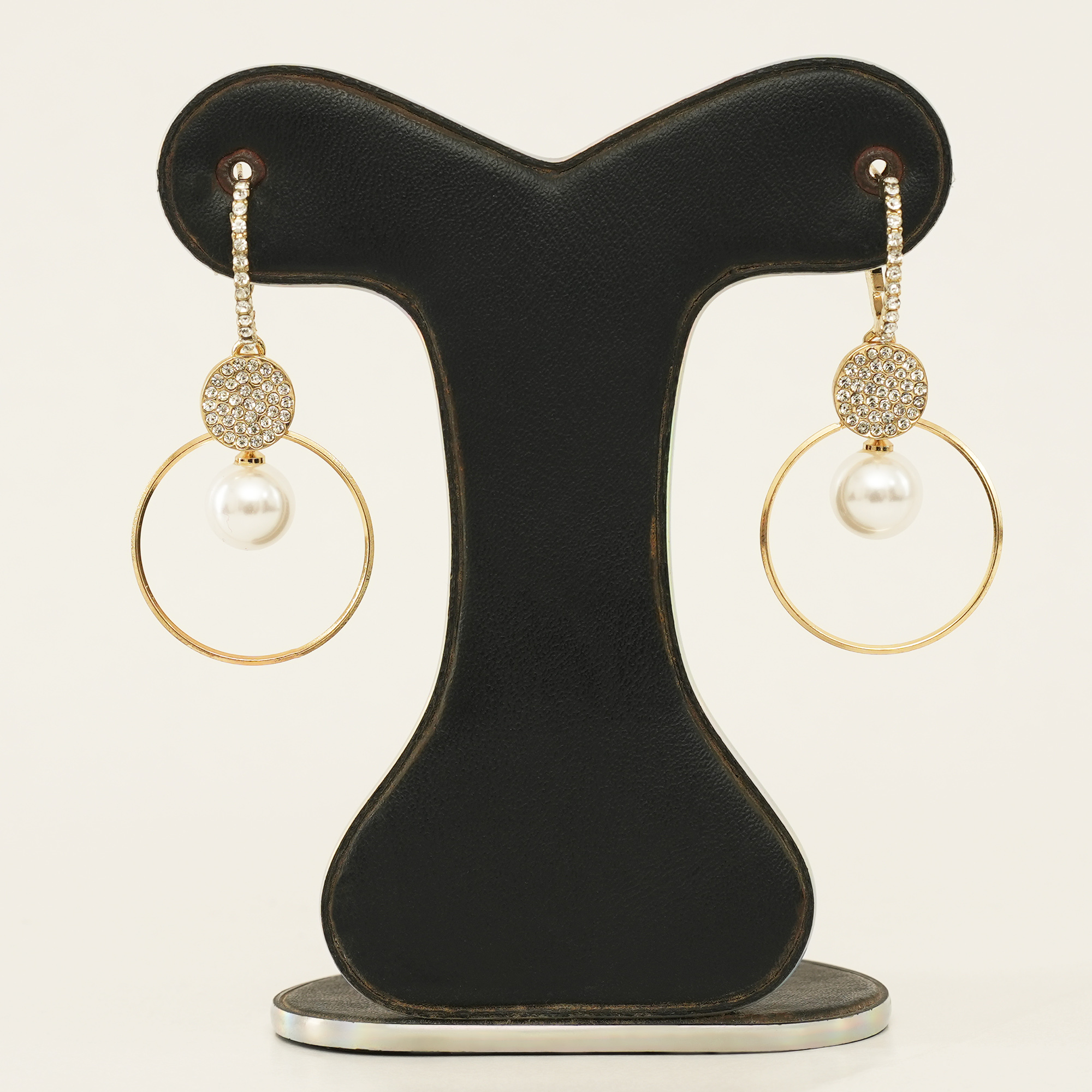 Picture of Fashion Oversized White Pearl Drop Earrings For Women Bohemian Golden Round Zircon Wedding Party Earrings Jewelry Accessories