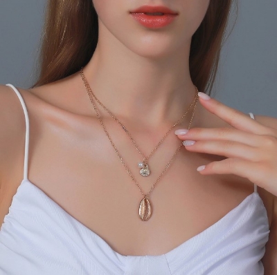 Picture of Bohemian Sea Shell Pendant Chokers Necklaces Multi Layer Cowrie Shell Choker Necklace Dainty Chain Jewelry