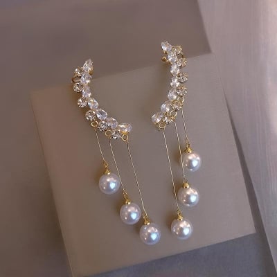 Picture of New personality fashion design zircon earrings for women - Ear Ring