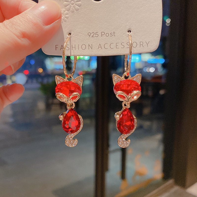 Picture of New Women's Fashion Jewelry High Quality red Crystal Fox Long Tassel New year Earrings Cute Little Animal Fox earrings