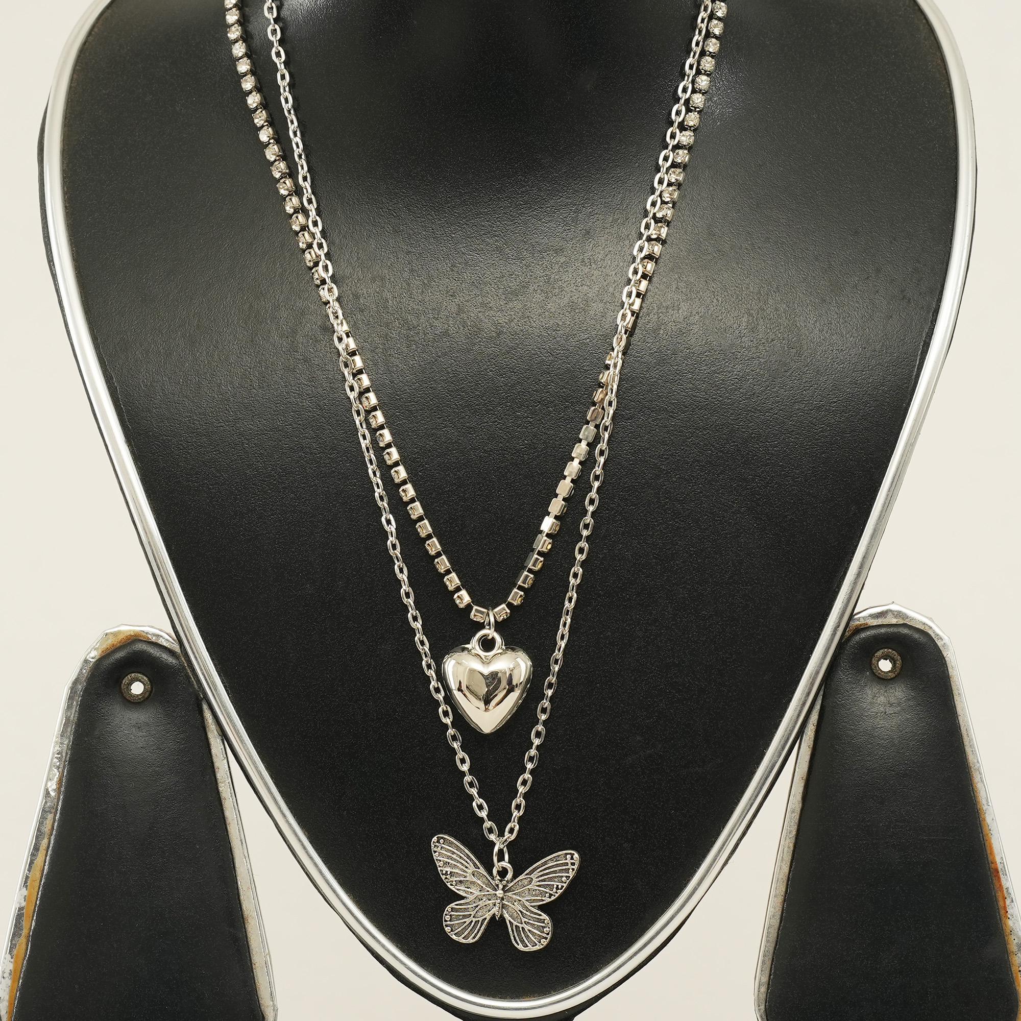 Picture of 2022 Women Men Necklace Heart Butterfly Necklace Silver Crystal Rhinestones Pendant For Girls Gift